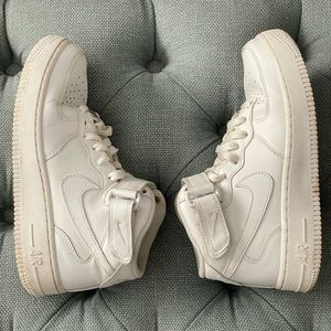 Air Force 1’s Mid